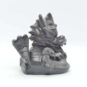 Feng shui dragon head claw